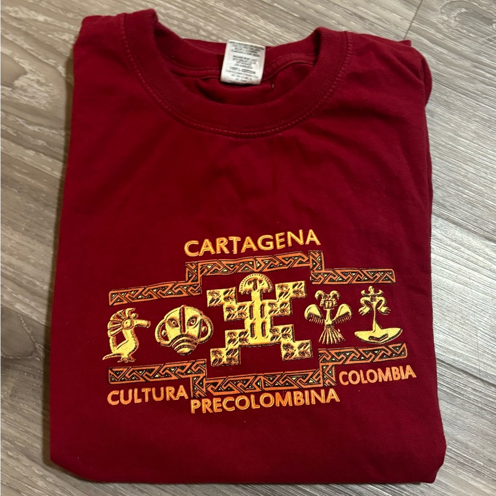Medium Cartagena Columbia red wine Tshirt